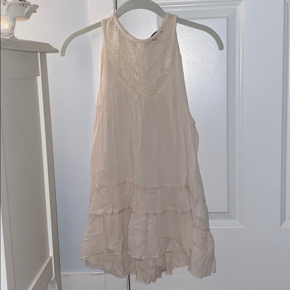 Lace Keyhole Top